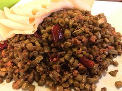 -闯关东东北农家菜(崂山石老人店)