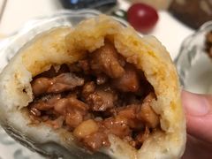 奥尔良鸡腿包-老陶包子铺(南大西南村店)
