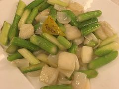 马蹄百合炒鲜露笋-悦湖公馆