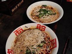 -周小波重庆小面·重庆名小吃(邹容路店)