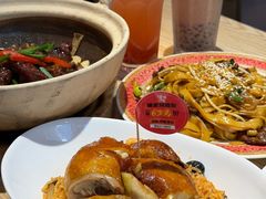 -滋味满屋美食坊(上海街店)