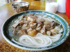-小倪羊肉米线馆