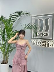 -单色舞蹈