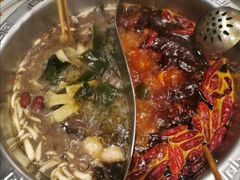 -憨铁匠老火锅(龙岗万科里店)
