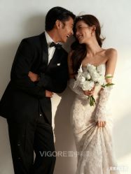 -雪中彩影婚纱摄影·微光艺术中心