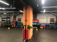 器械区-佳禾健身(三元里店)