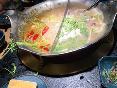 -湊湊火锅·茶憩(上海合生汇店)