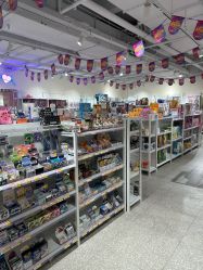 -嗨本可潮玩仓(大兴大悦春风里店)