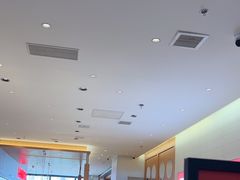 -龍歌自助小火锅(市南金茂湾店)