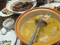 -黄泥岗·地道湖北菜(奥特莱斯店)