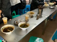 -文山荷鲜居(翠湖店)