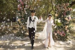 点击看大图 -太郎花子婚纱摄影艺术中心