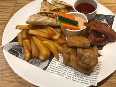 -LO CALCOW卡路力轻食主义餐厅(陆家嘴店)