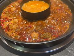 -沸炉重庆老火锅(军事博物馆店)