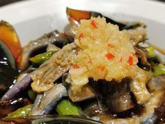 皮蛋拌茄子-上名堂·鱼头好吃(体育场路店)