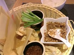 -鲁菜根·泰安菜(万达店)
