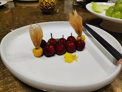 红酒汁樱桃鹅肝-鹿园 MOOSE(长宁店)