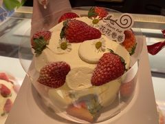 -花花卷卷·鲜食蛋糕(泉屋店)