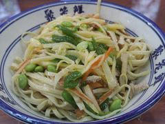 -聚笼鲜美食(凤凰街店)