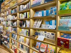 -猫的天空之城概念书店(杭州南宋御街店)