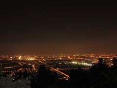 -鬼笑石后山停车场