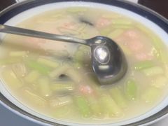 -湖畔鲁菜·二十年老字号餐厅(大明湖店)