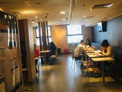 大堂-麦当劳(酒仙桥路店)