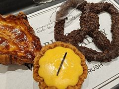 -HOT CRUSH趁热集合·现烤面包(上海环球港店)