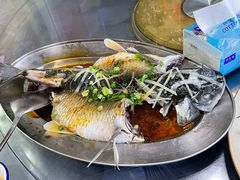 -盛得农家美食·无花果浸鸡·古法烧鸡·竹筒饭(白水寨森林海店)