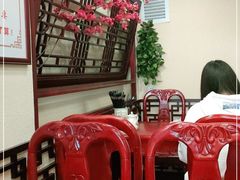 大堂-金杨拉面王小吃面馆·牛三宝面·红烧牛肉粉