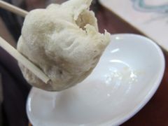 排骨包子，咬開了-张包铺(道外店)