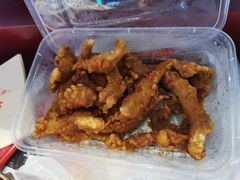 -爆炸头阿姨小四川正宗川味小吃(无任何分店)