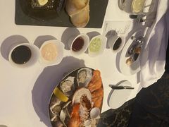 -AZUR聚(香格里拉饭店)
