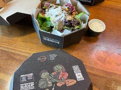 凯撒沙拉-Tubestation站点比萨(新世界大望路店)