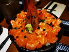 三文鱼火山丼-魔丼屋(日月光店)