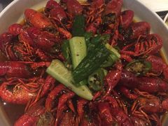 -龙巢盱眙龙虾·牛蛙·烧烤宵夜(八卦岭店)