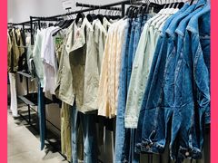 -URBAN REVIVO(西安Momopark店)