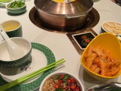-润园四季椰子鸡火锅(卓越INTOWN店)