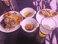 -东方明珠·空中旋转餐厅