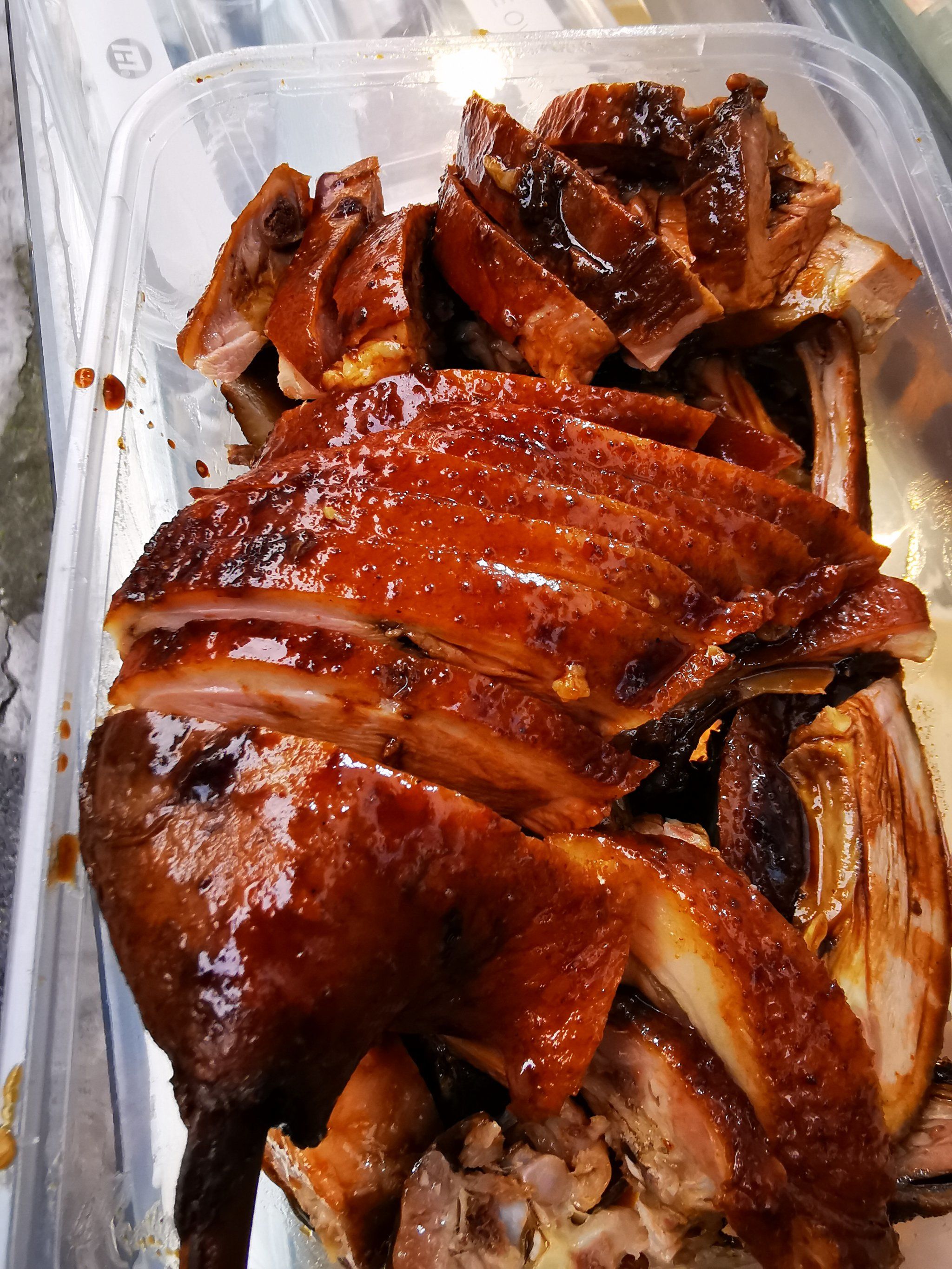 有一说一,在明瓦廊美食街,敢在隔壁和金宏兴硬刚的鸭子店必定有两把