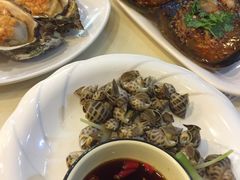 -吉香碳烤生蚝(仙霞路店)
