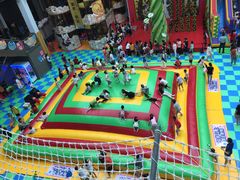 -蒙特利亲子乐园