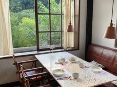 靠窗位-素描餐厅(灵隐天竺店)