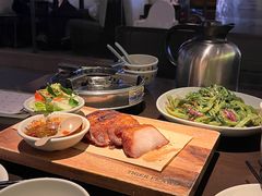 -大头虾越式风味餐厅(光明广场店)