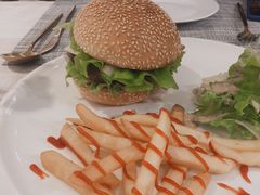 -LUCCA卢卡西班牙海鲜饭(远洋广场店)