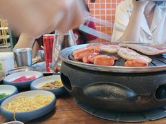 -明洞阿姨·韩式酱蟹烤肉·创意料理(方庄店)