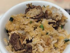 -郑猛记石岐鸽主题餐厅(长江店)