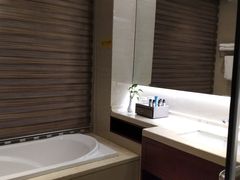 -兴芮温泉度假区