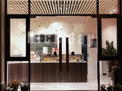 门面-SKROLL卡特司库·蛋糕定制·生吐司·司康(古北程家桥店)