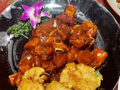 -鱼满舱.地标海鲜.正宗鲁菜(金沙滩店)